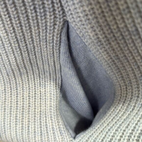 PURE COLLECTION SWING CARDIGAN. LIGHT BLUE/CREAM. WOOL AND CASHMERE - Picture 5 of 9